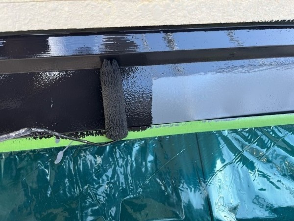 仕上げ塗装2回目です。