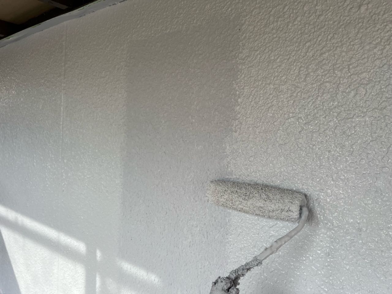 仕上げ塗装2回目です。