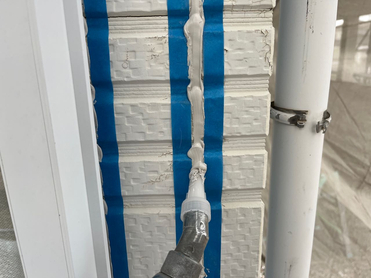 コーキング充填します。