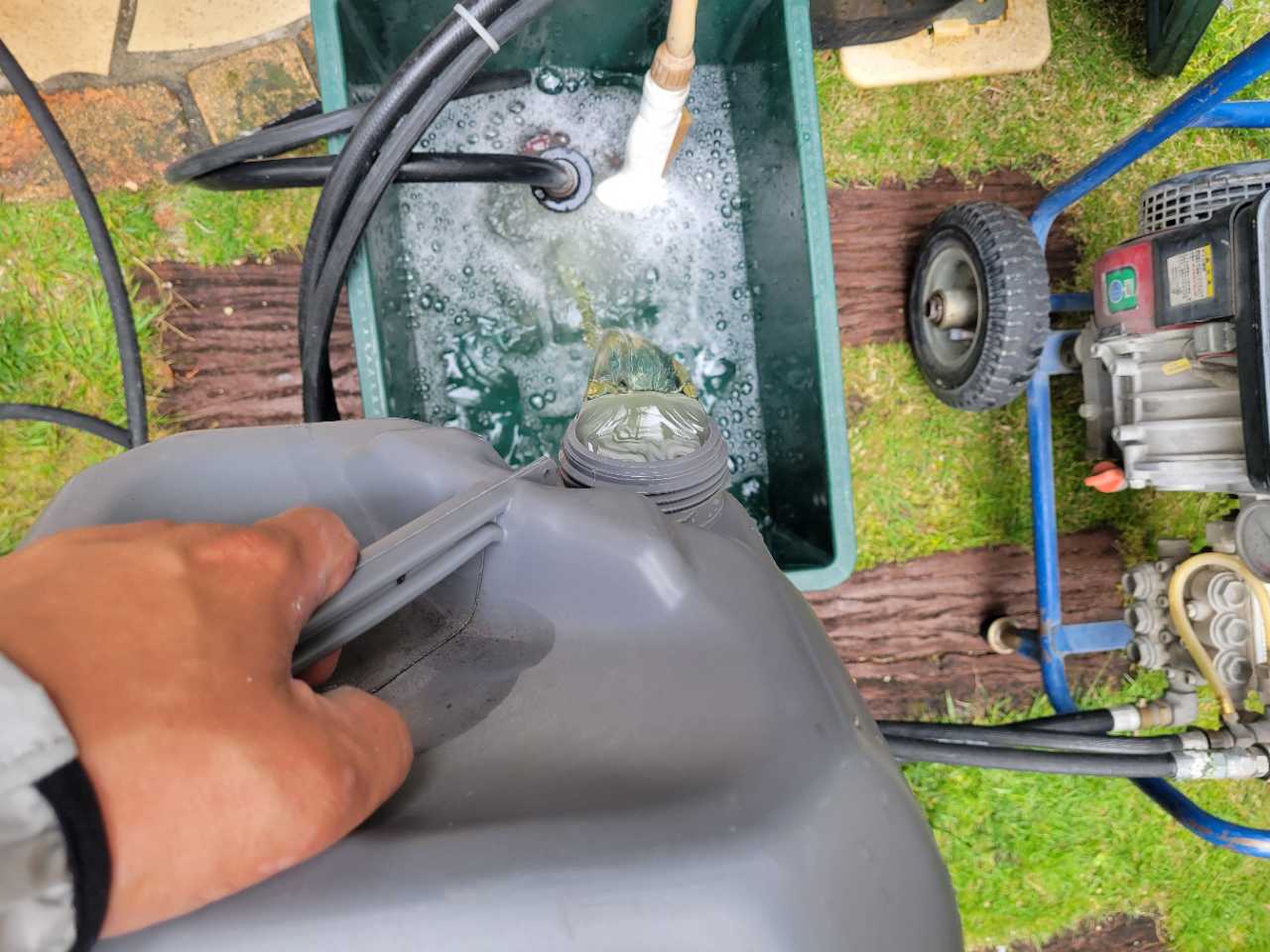 バイオ洗浄原液混入。