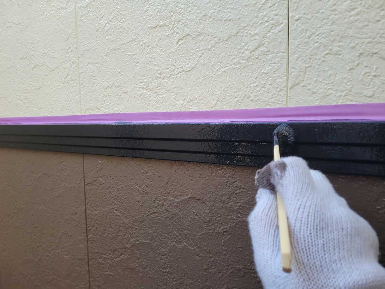 仕上げ塗装2回目です。