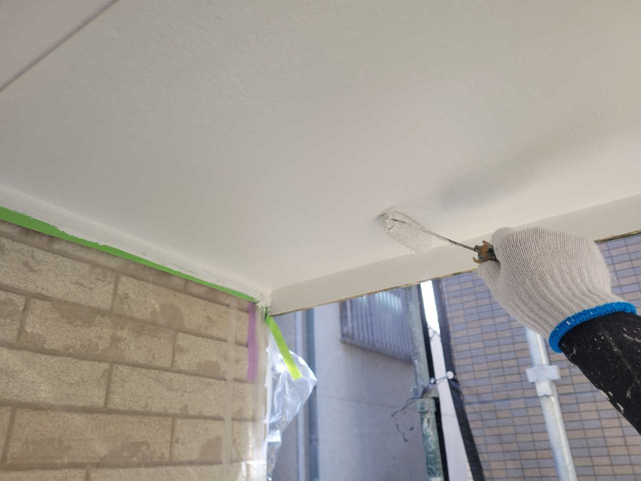 仕上げ塗装2回目です。