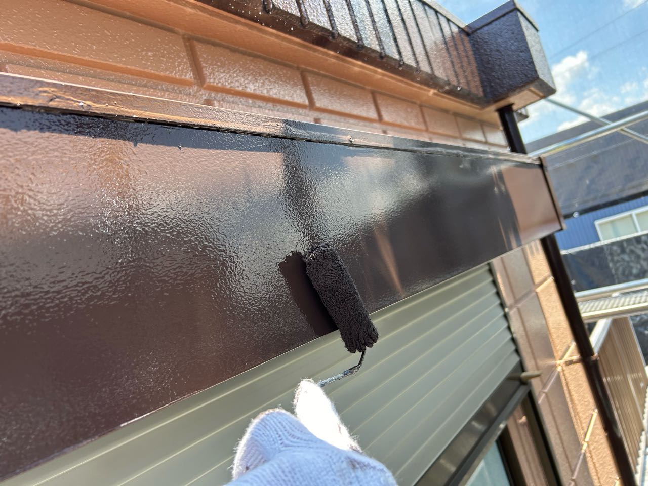 仕上げ塗装2回目です。