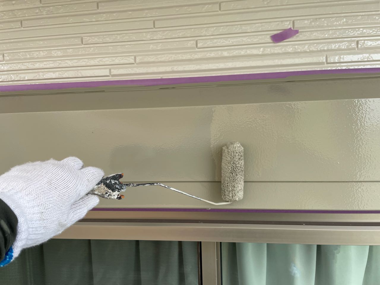 仕上げ塗装2回目です。