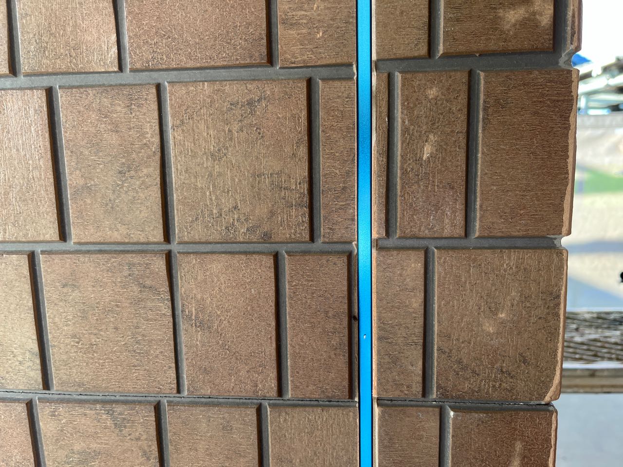 既設撤去します。