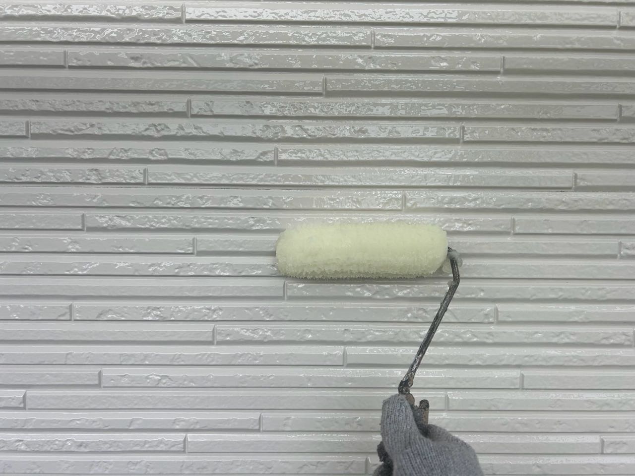 仕上げ塗装2回目です。