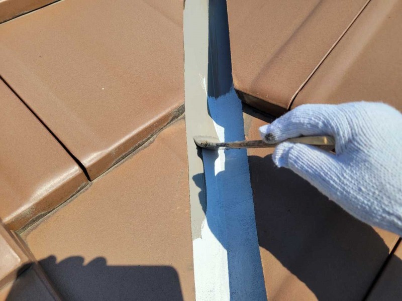 仕上げ1回目塗装です。