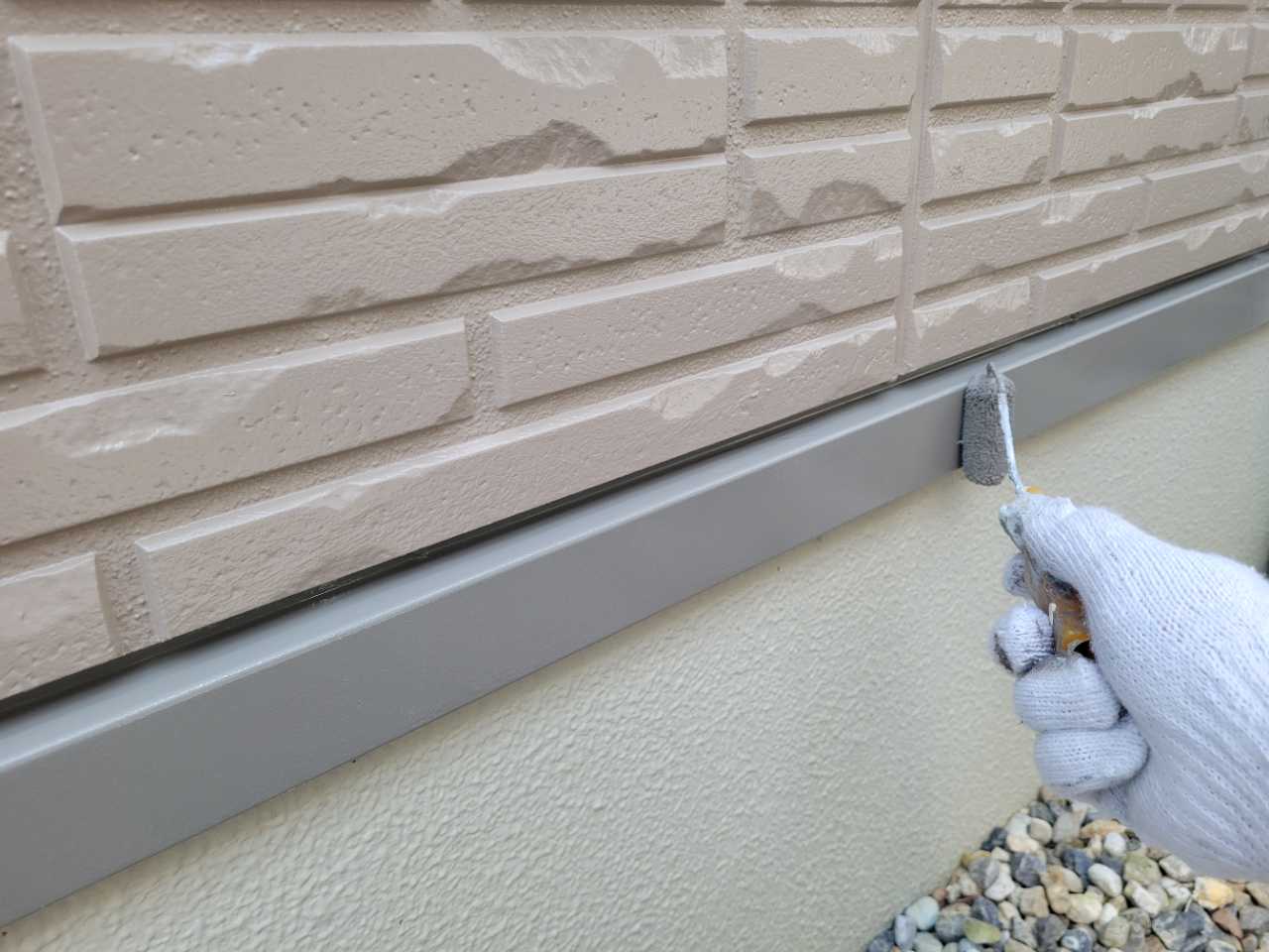 仕上げ塗装2回目です。