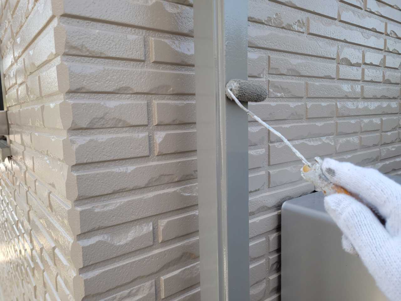 仕上げ塗装2回目です。