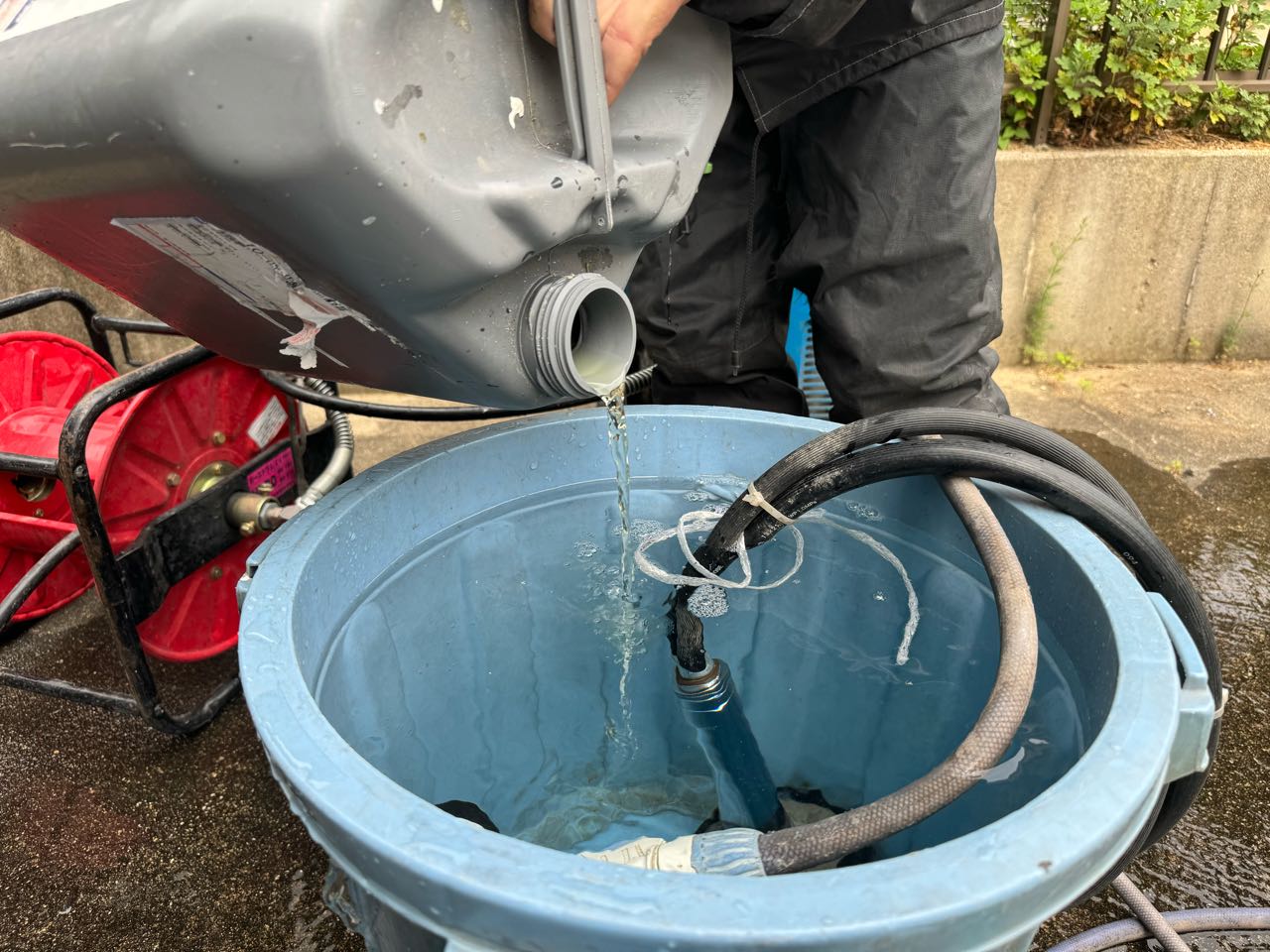 バイオ洗浄原液混入。