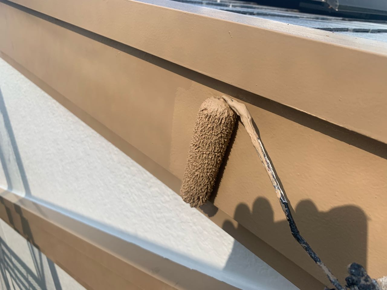 仕上げ塗装2回目です。