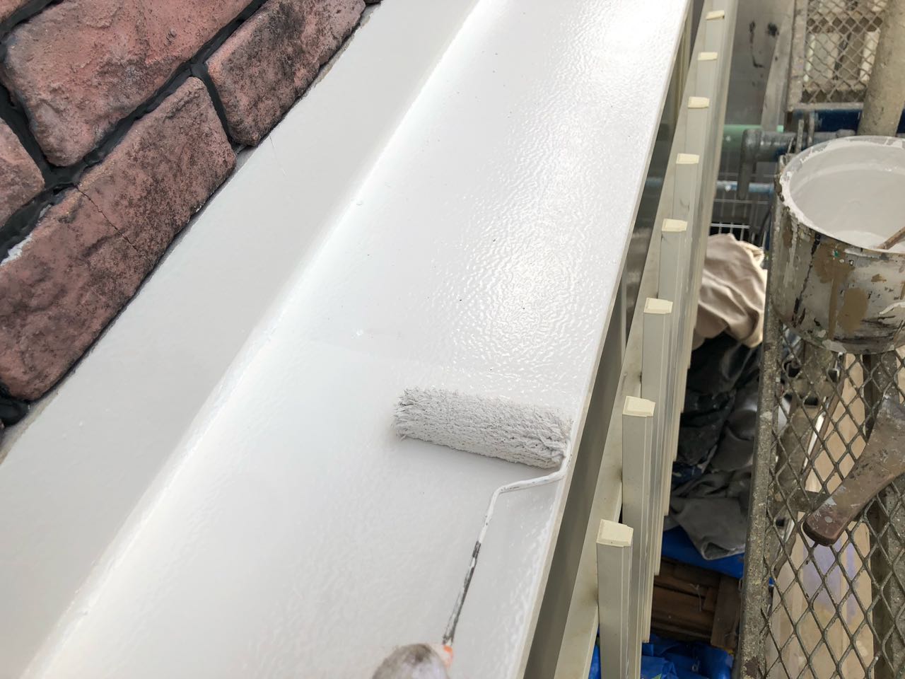 仕上げ塗装2回目です。