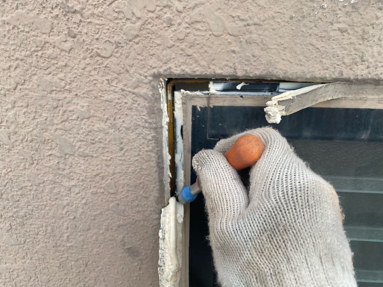 既設撤去します。