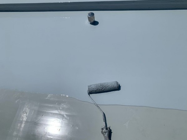 ウレタン防水塗布2回目。