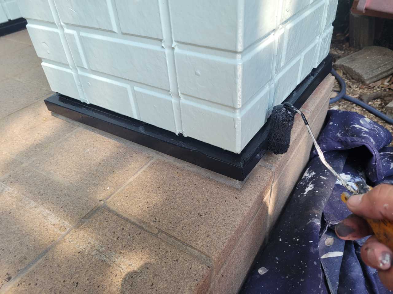 仕上げ塗装2回目です。