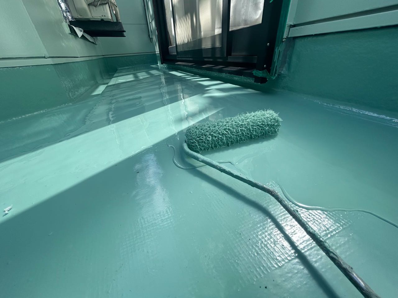 ウレタン防水塗布2回目。