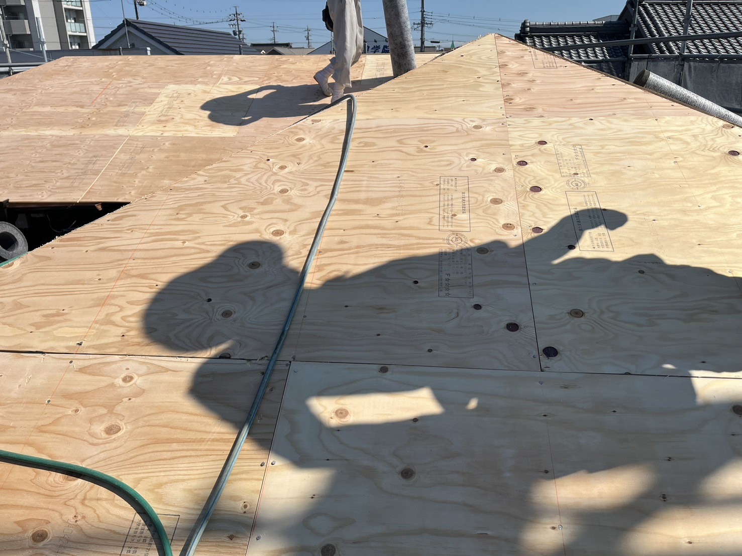 構造用合板貼りです。