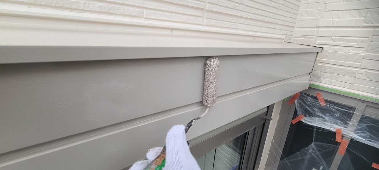 仕上げ塗装2回目です。