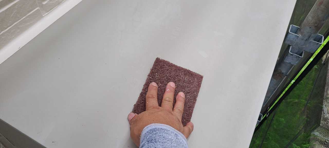 ケレン作業です。