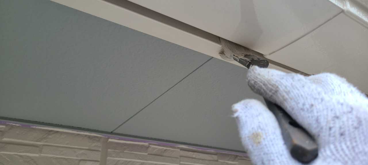 仕上げ塗装2回目です。