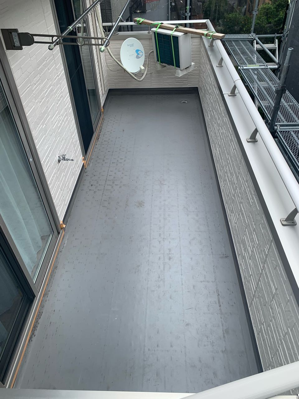 ケレン作業です。