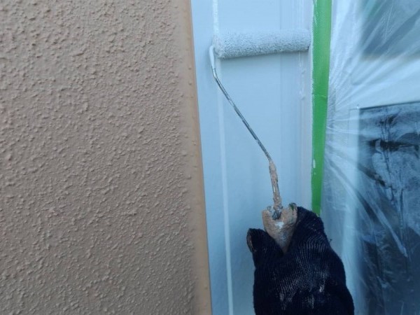 仕上げ塗装2回目です。