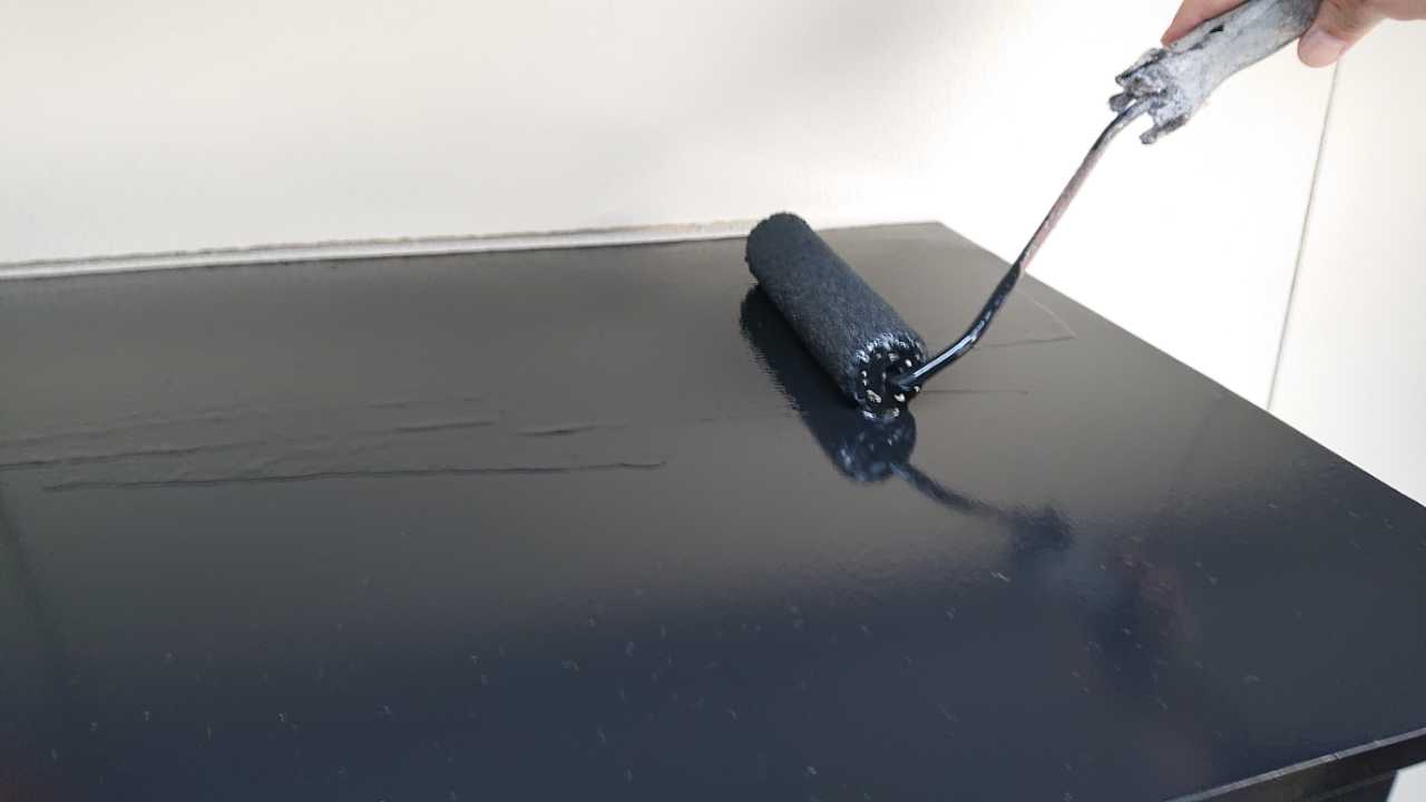 仕上げ塗装2回目です。