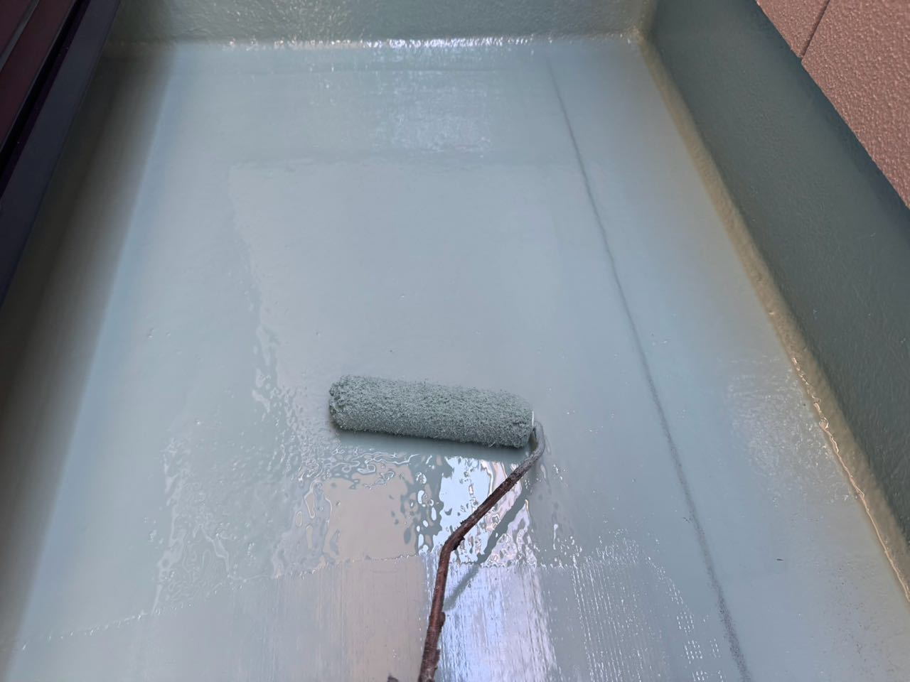 ウレタン防水塗布2回目。