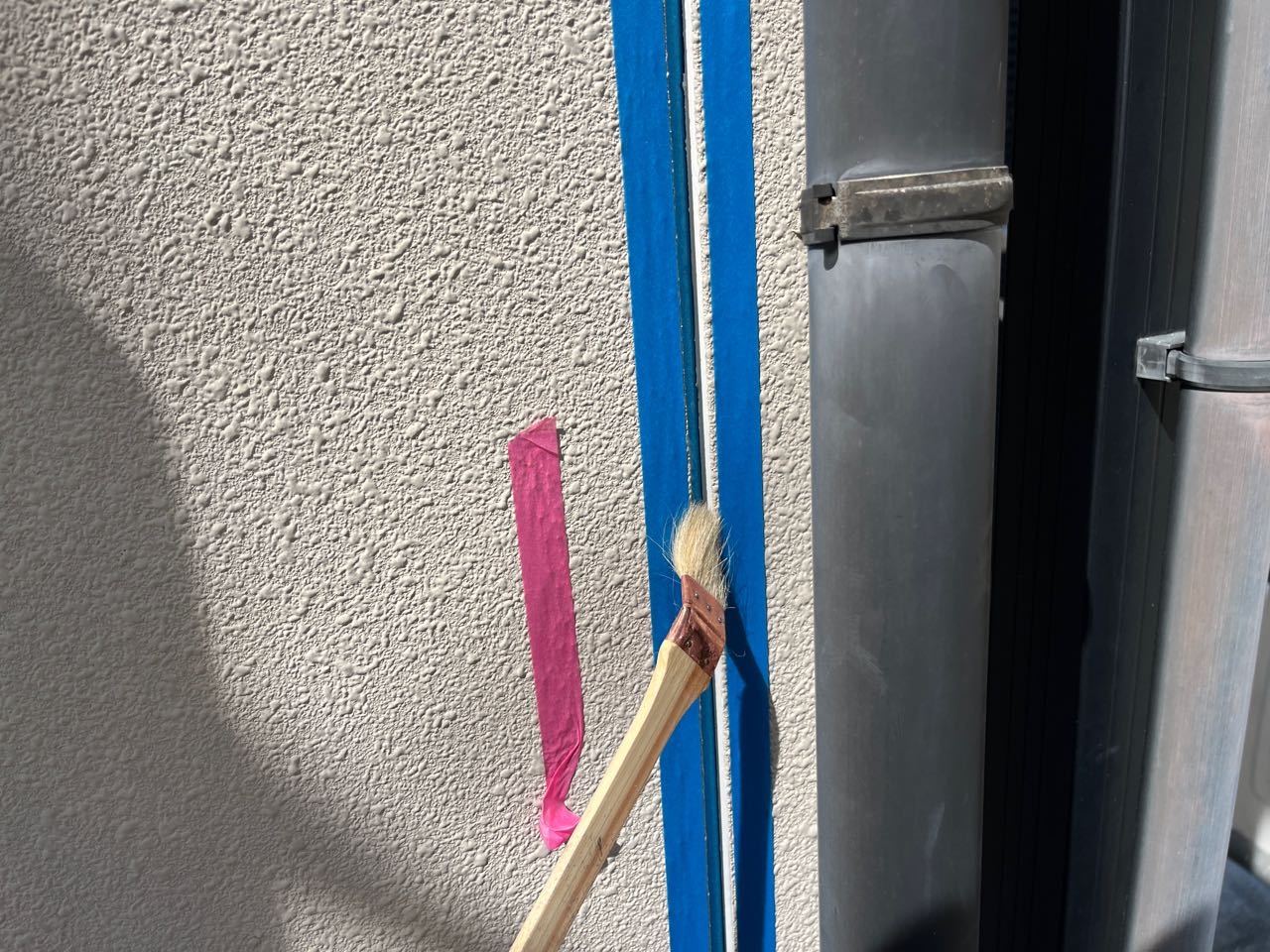 プライマー塗布します。