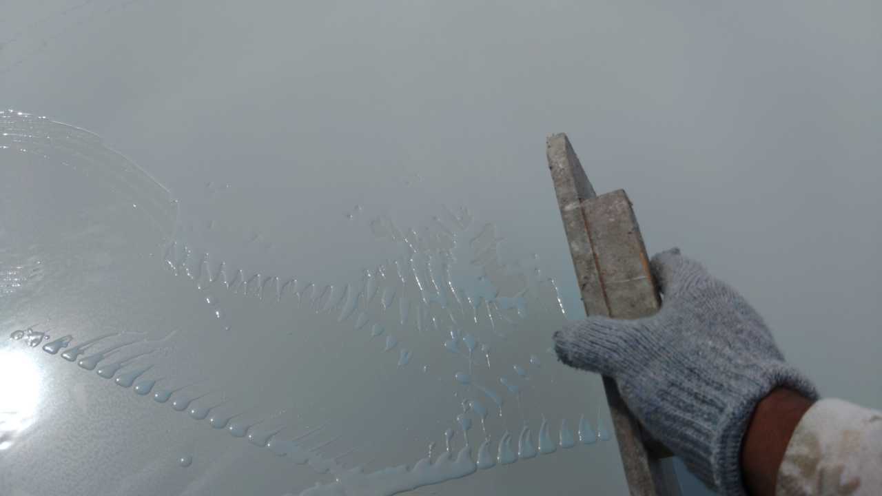 ウレタン防水塗布2回目。