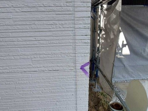 マスキングを剥がします。