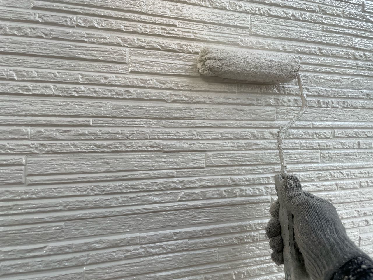 仕上げ塗装2回目です。