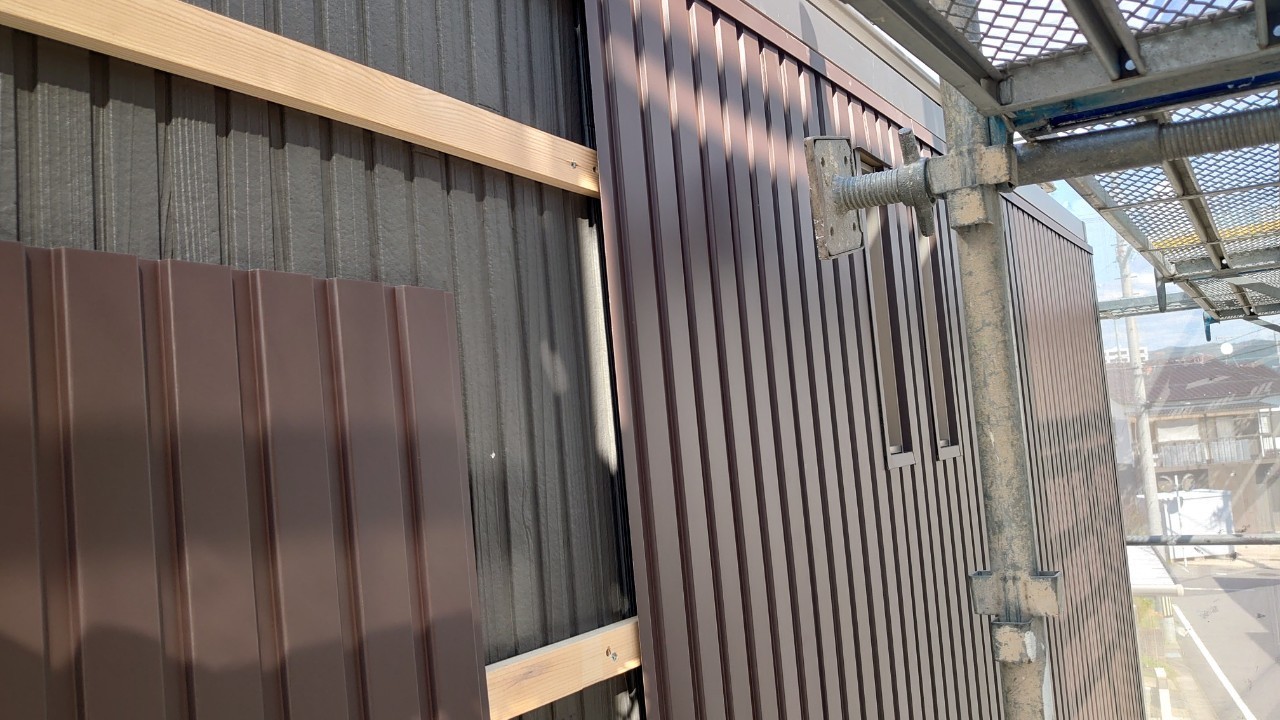 外壁本体施工です。