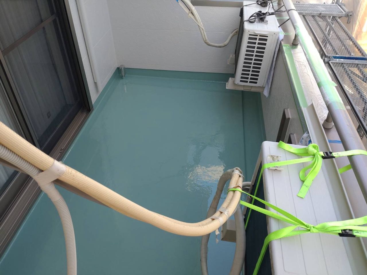 ウレタン防水塗布2回目。