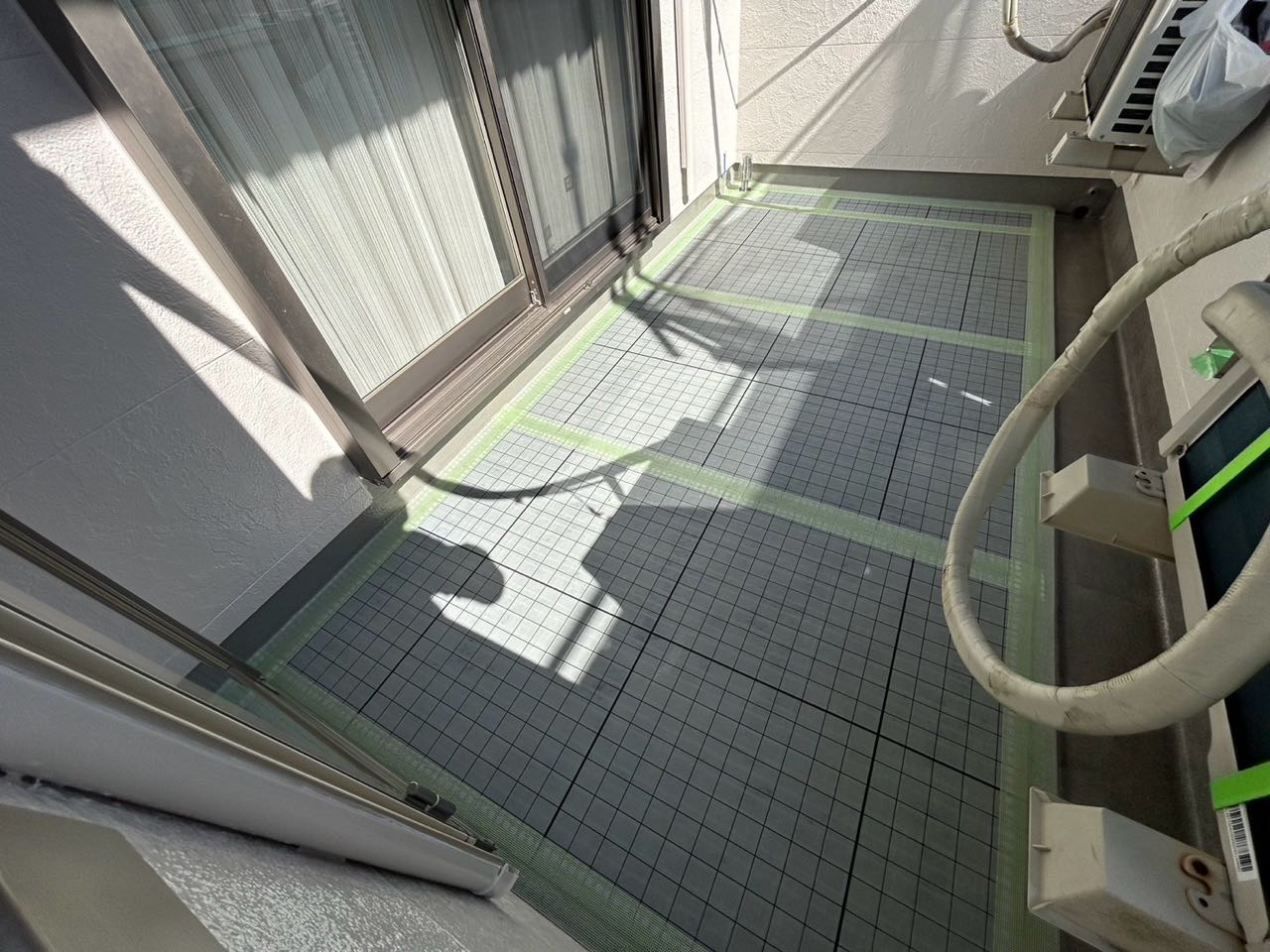 メッシュを貼り強度を上げます。