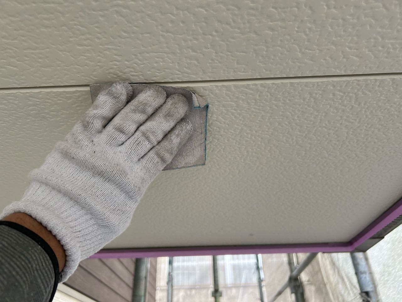 ケレン作業です。