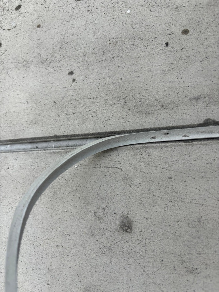 既設撤去します。