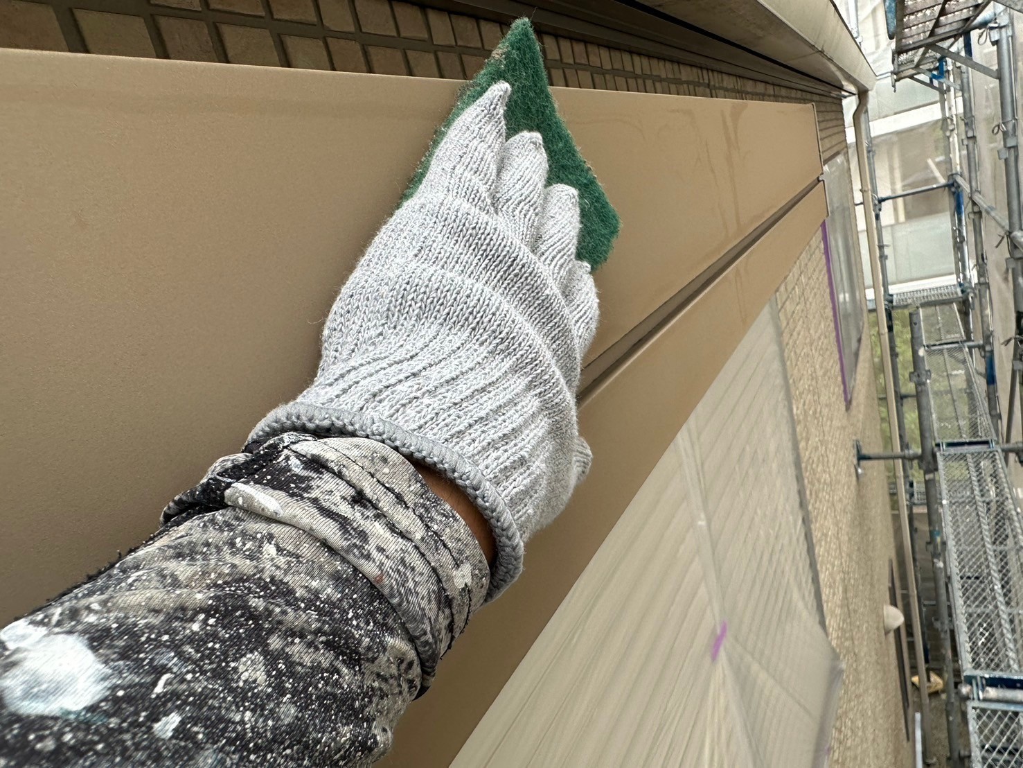 ケレン作業です。