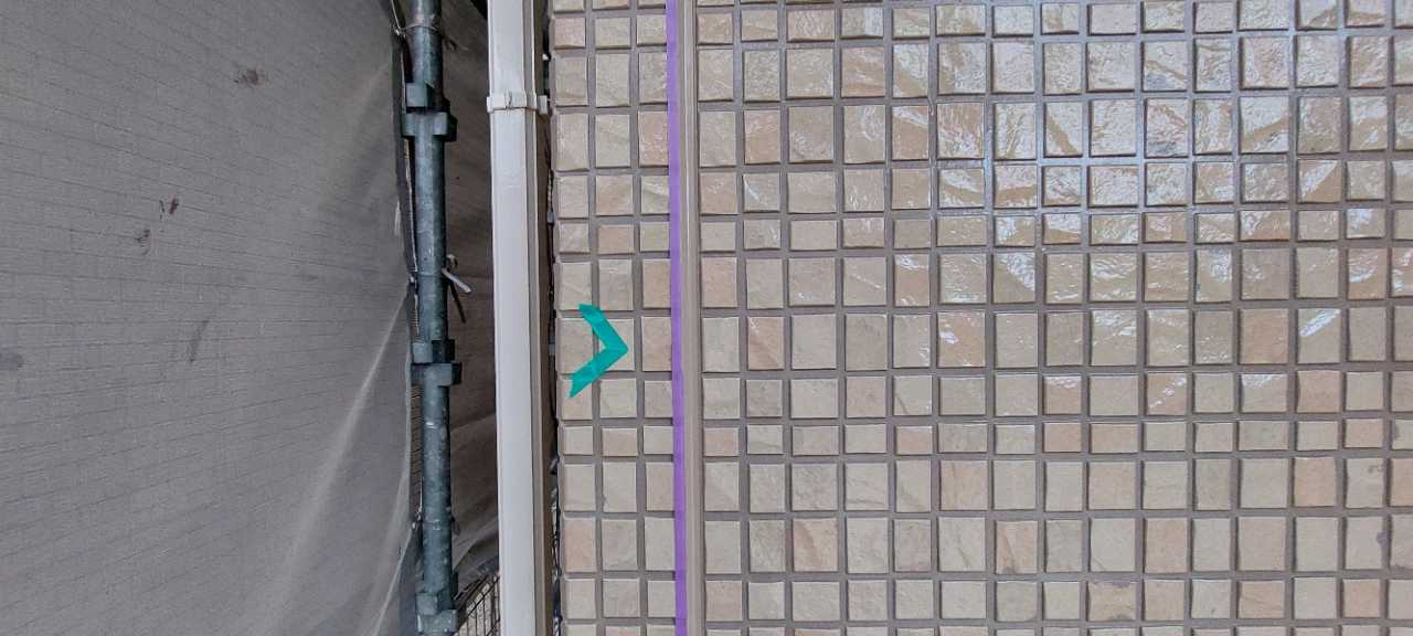 マスキングを剥がします。