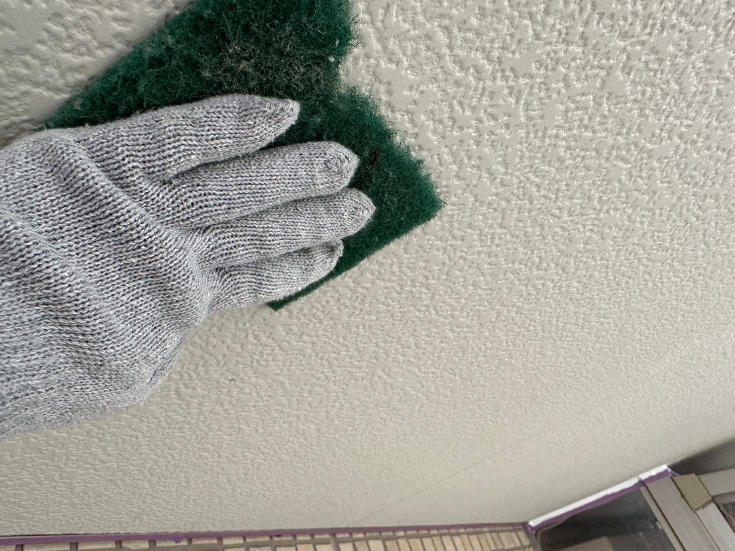 ケレン作業です。