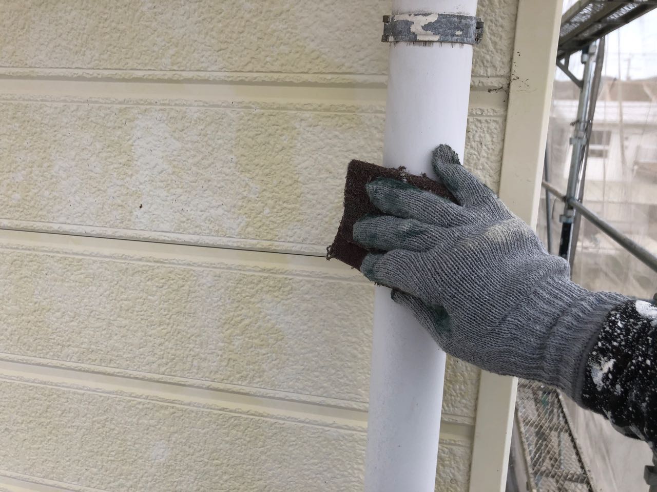 ケレン作業です。