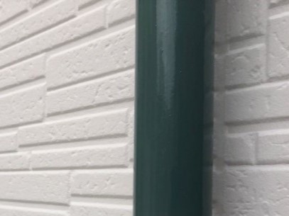 仕上げ塗装1回目です。