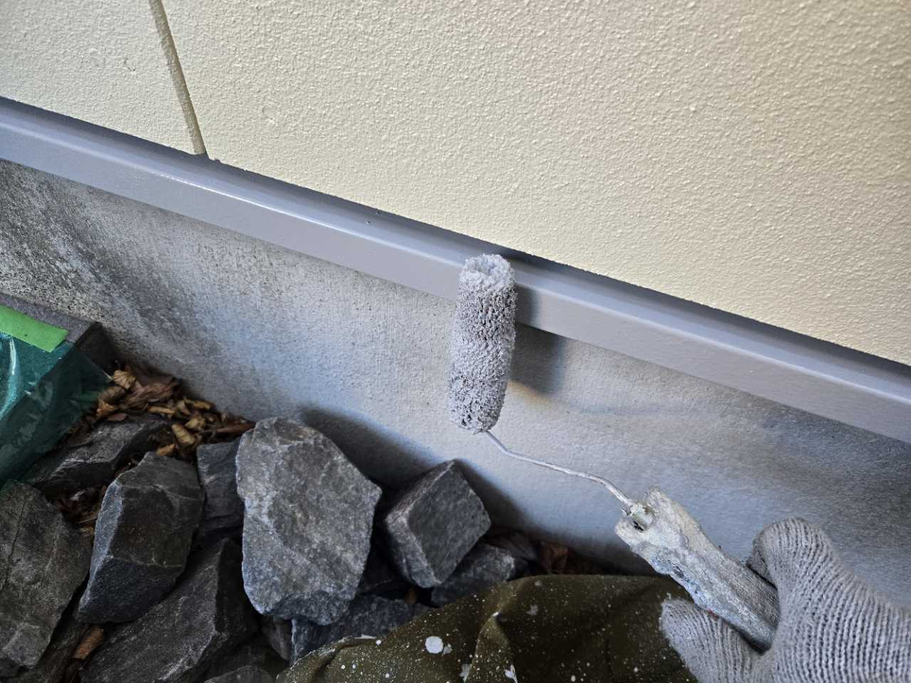 仕上げ塗装2回目です。