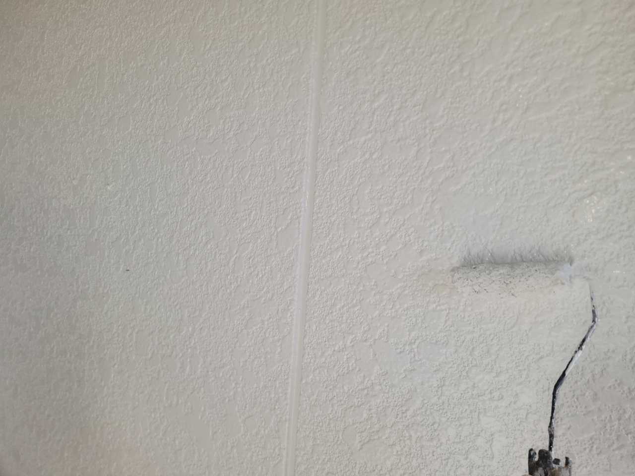 仕上げ塗装2回目です。