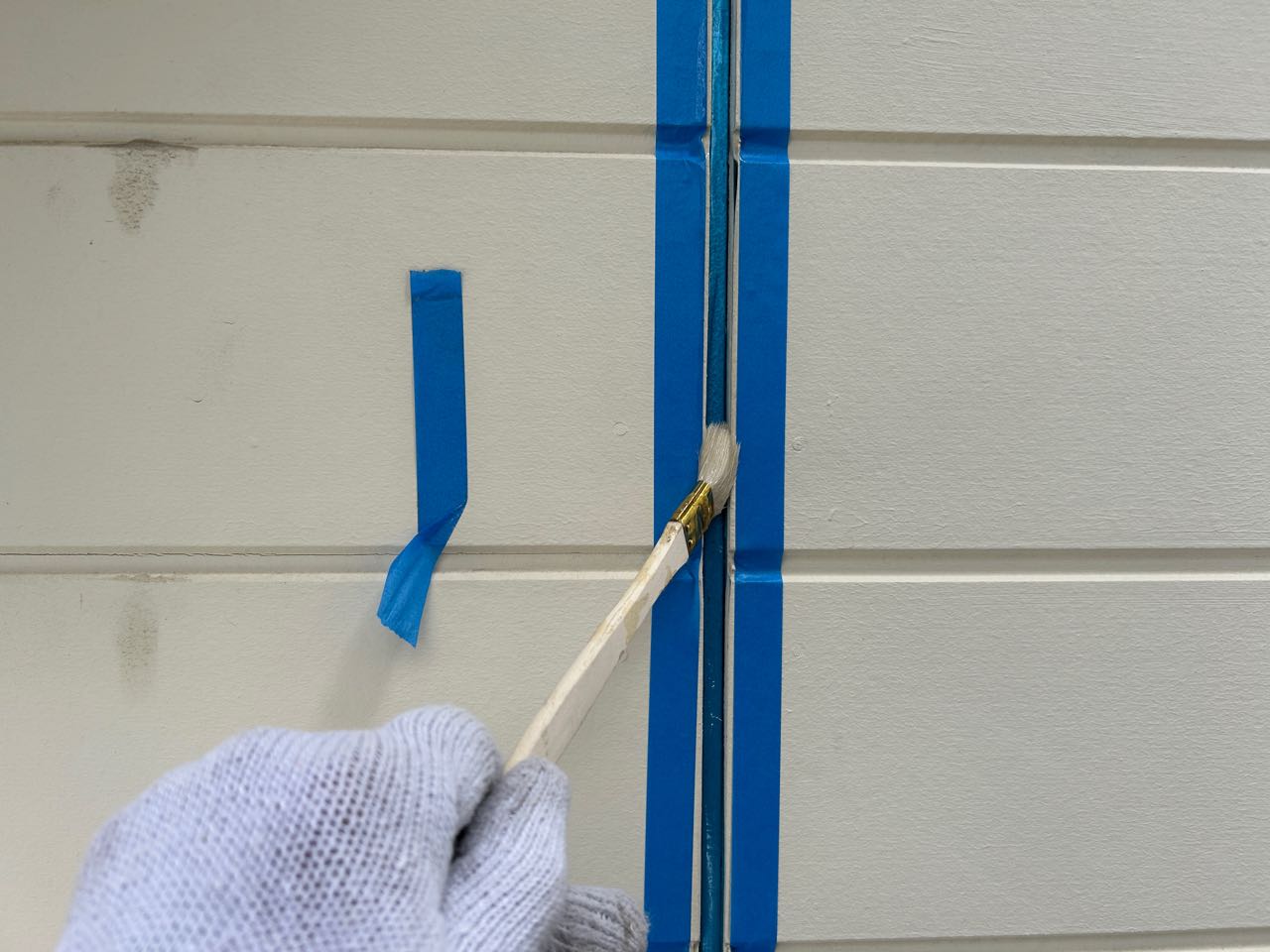 プライマー塗布します。