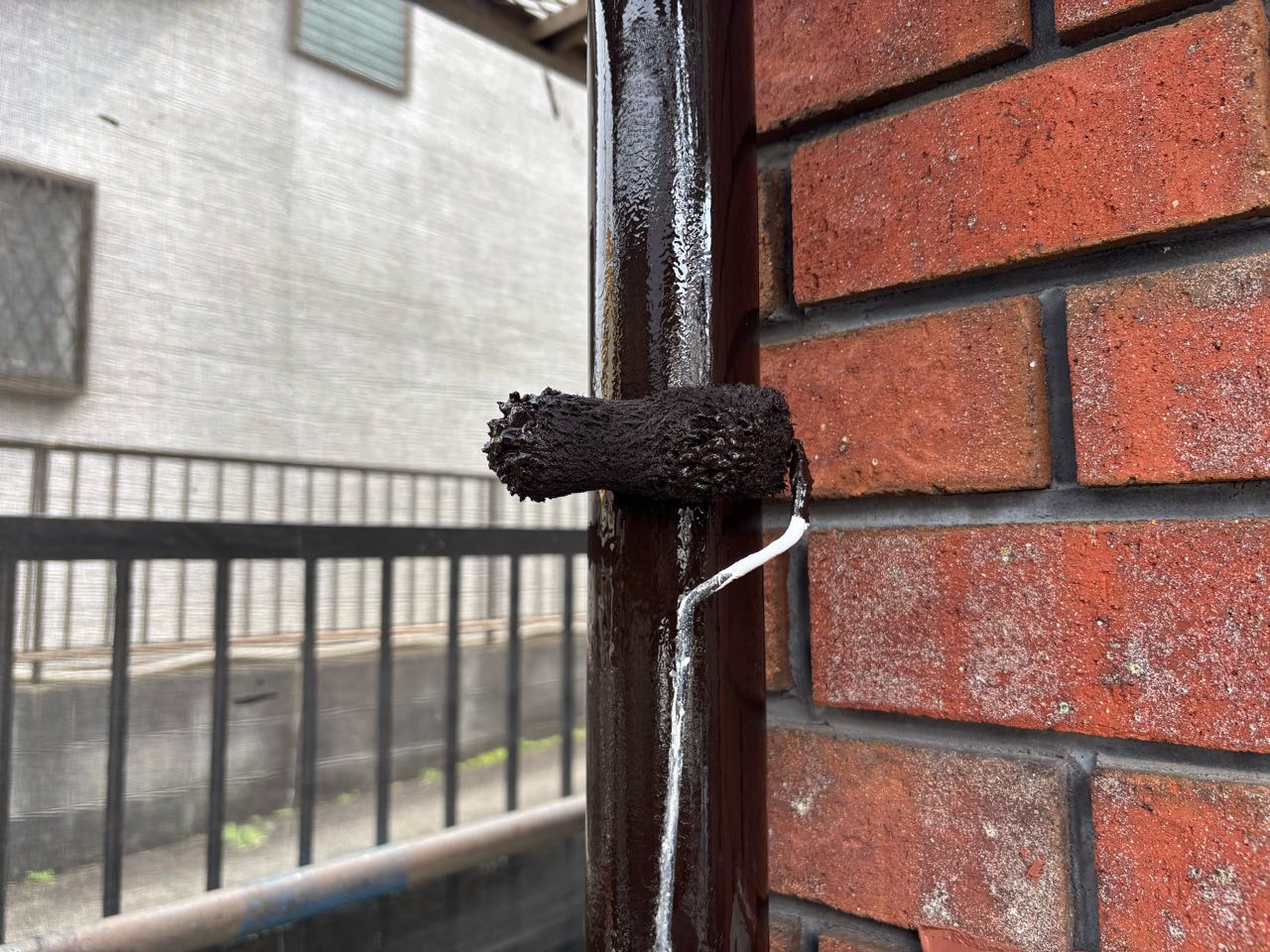 仕上げ塗装2回目です。