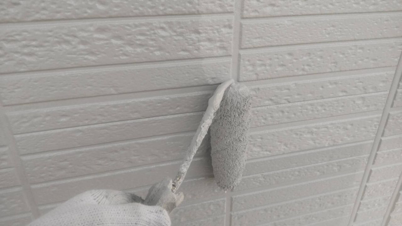 仕上げ塗装2回目です。