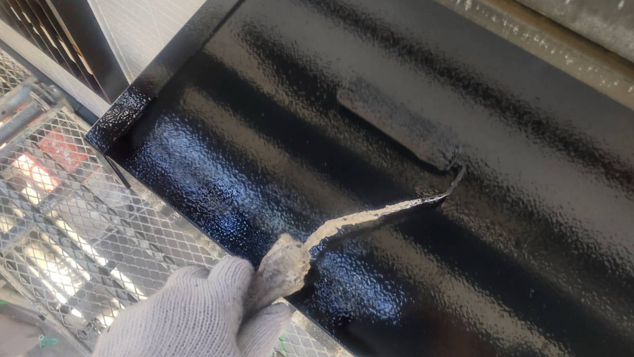 仕上げ塗装2回目です。