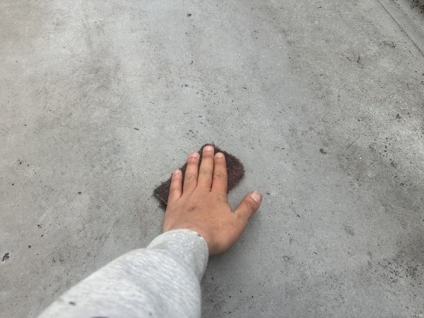 ケレン作業です。