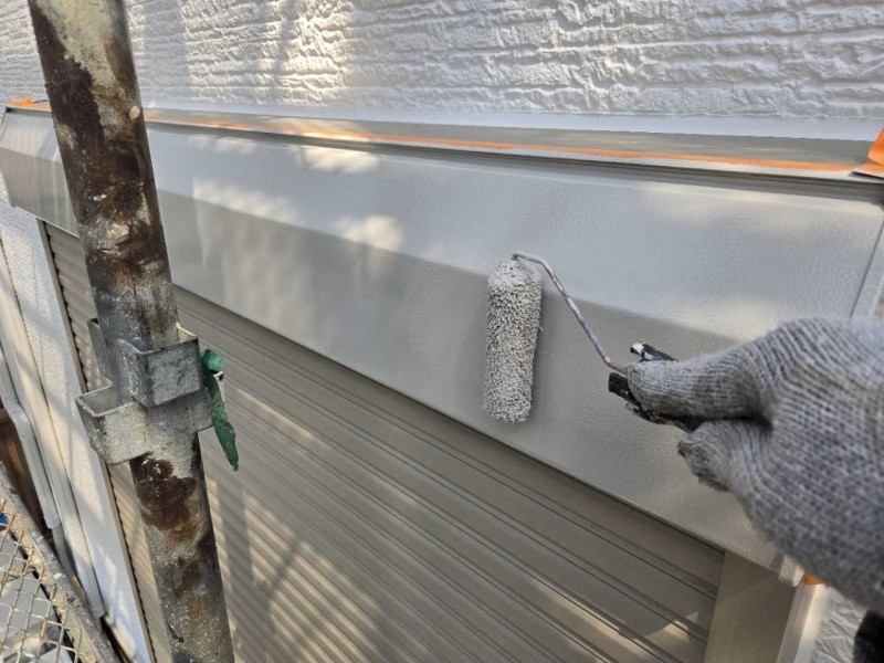 仕上げ塗装2回目です。